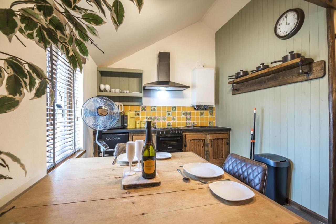 Fern Cottage - Luxurious 1 Bedroom - Blossom Farm Johnston Εξωτερικό φωτογραφία