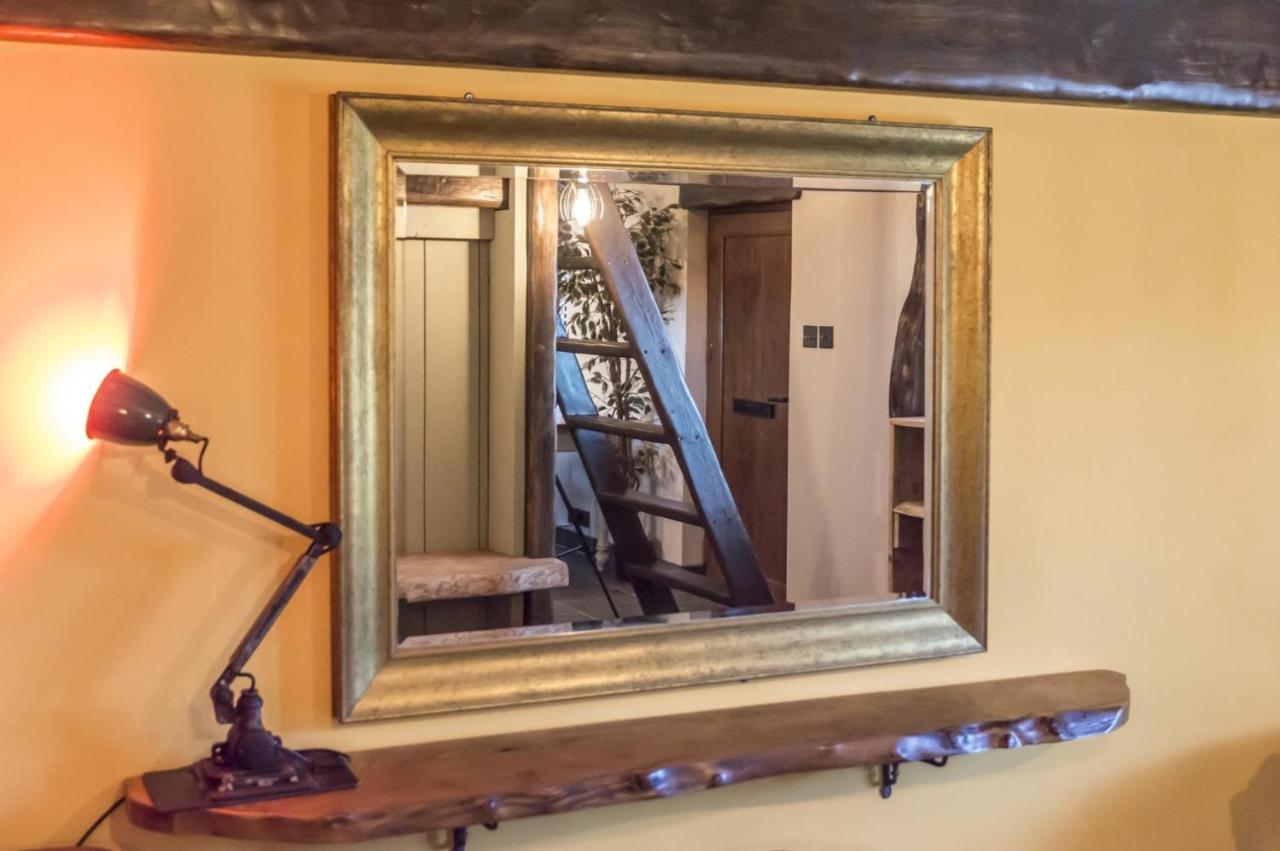 Fern Cottage - Luxurious 1 Bedroom - Blossom Farm Johnston Εξωτερικό φωτογραφία